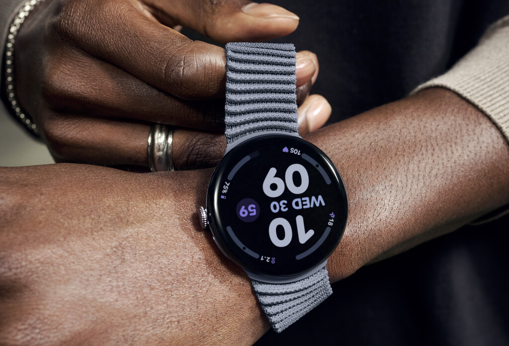 Google Pixel Watch 4: la renovación más profunda de este smartwatch se lanza a la lucha por la mejor pantalla